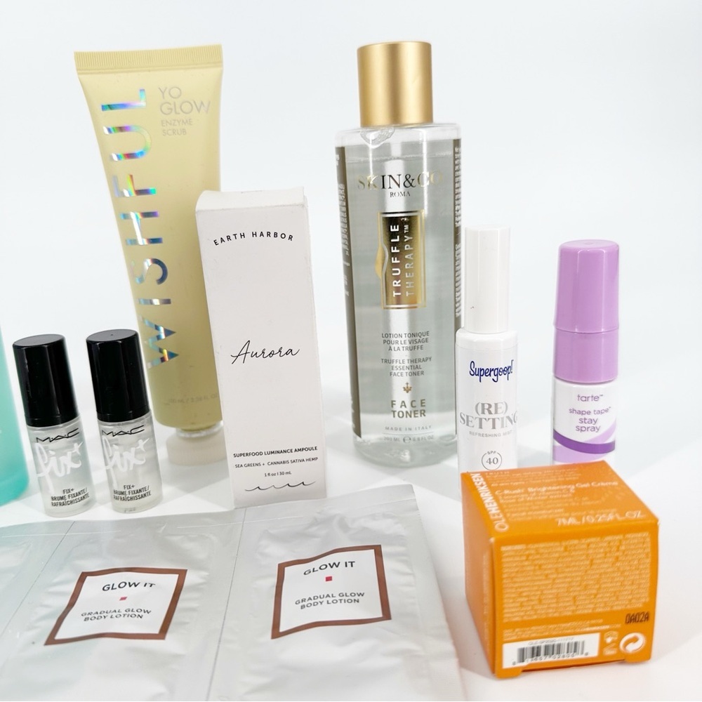 Beauty Bundle Assortment - Picture 8 of 9